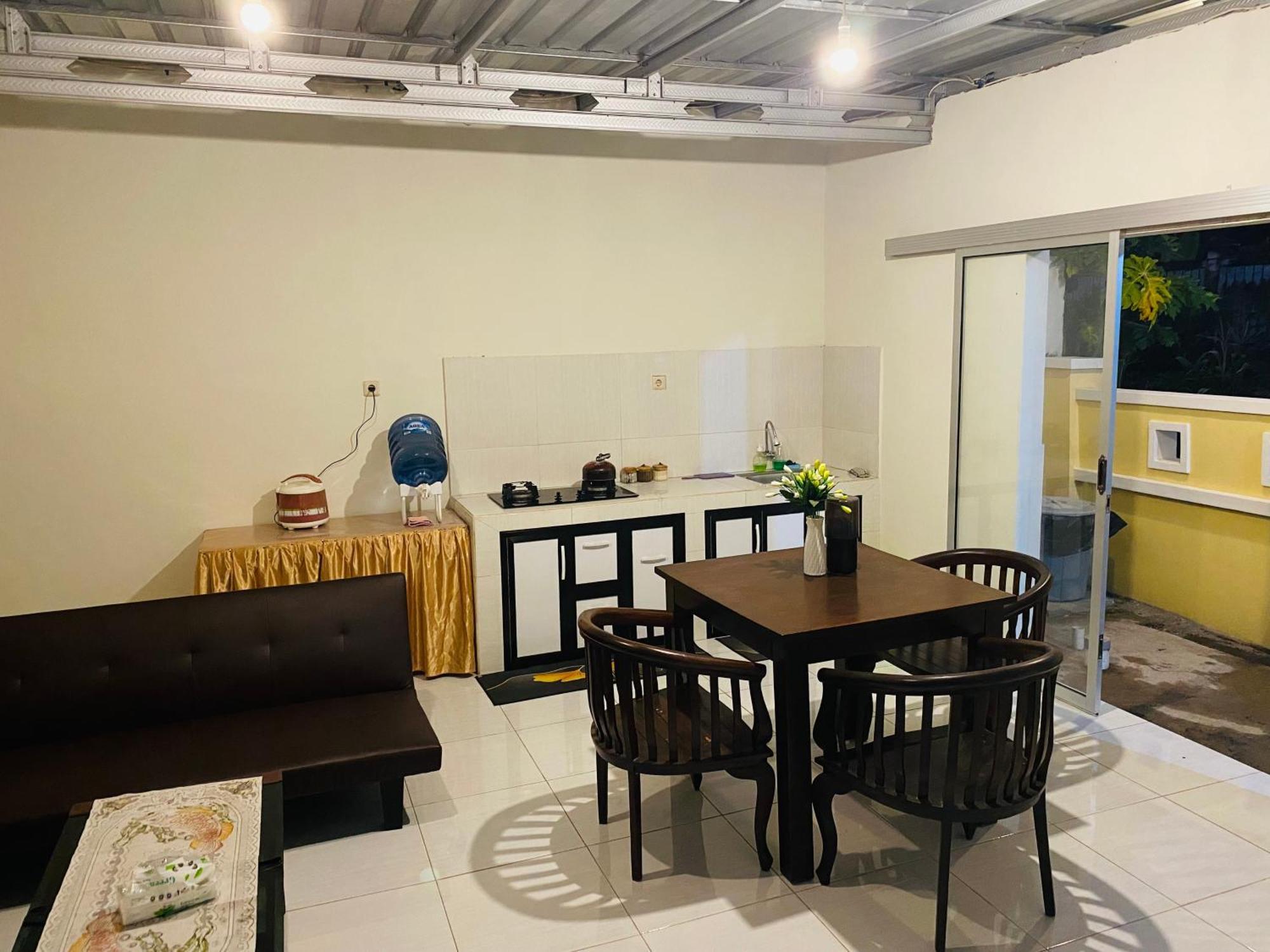 Robiu Bed & Breakfast Banyuwangi  Kültér fotó