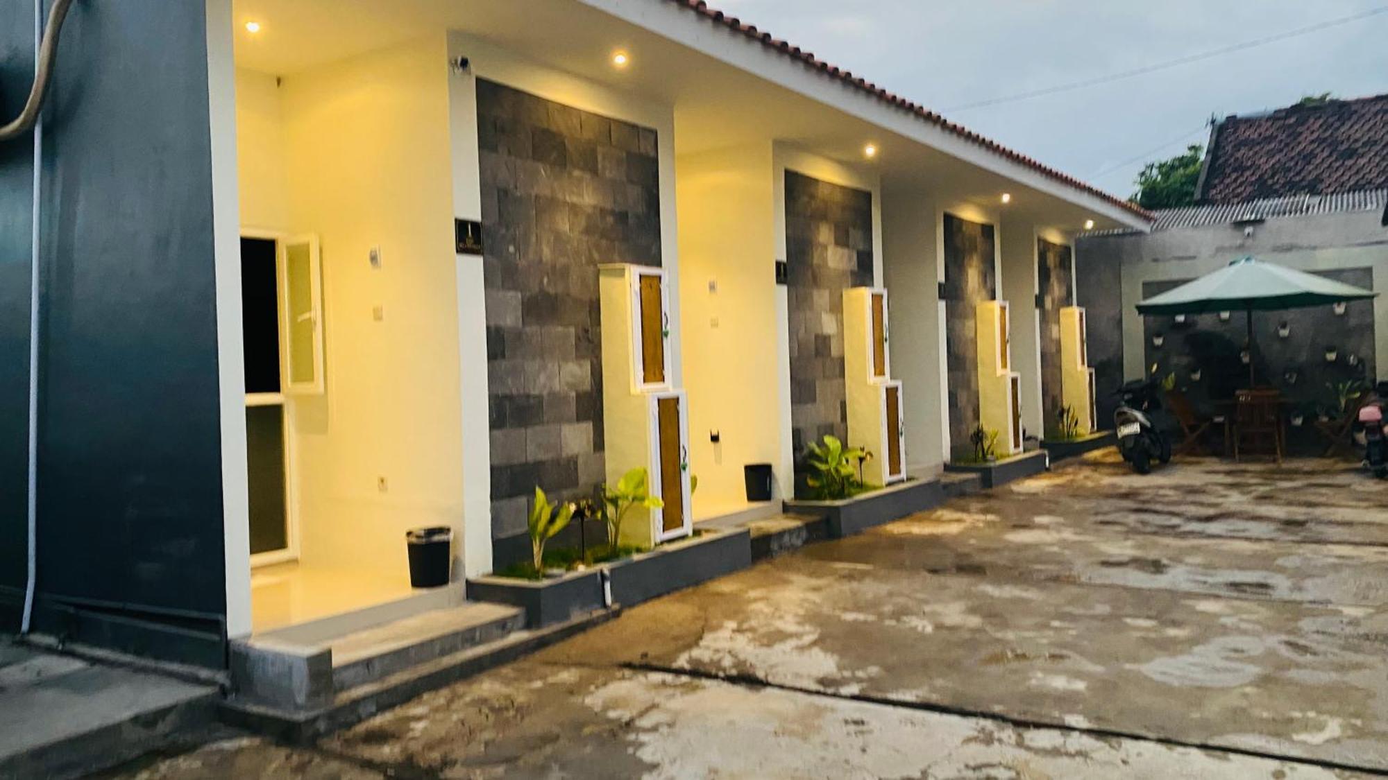 Robiu Bed & Breakfast Banyuwangi  Kültér fotó