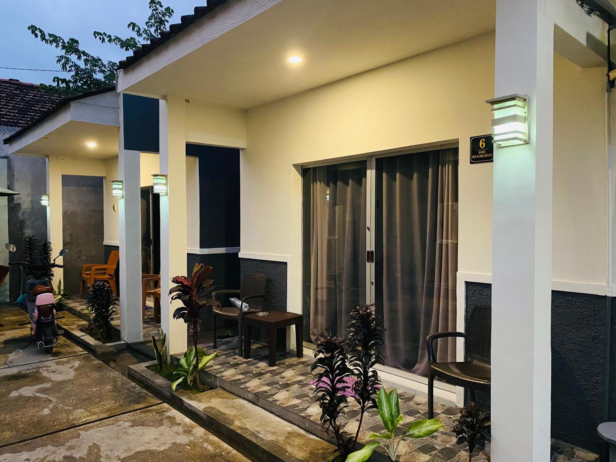 Robiu Bed & Breakfast Banyuwangi  Kültér fotó