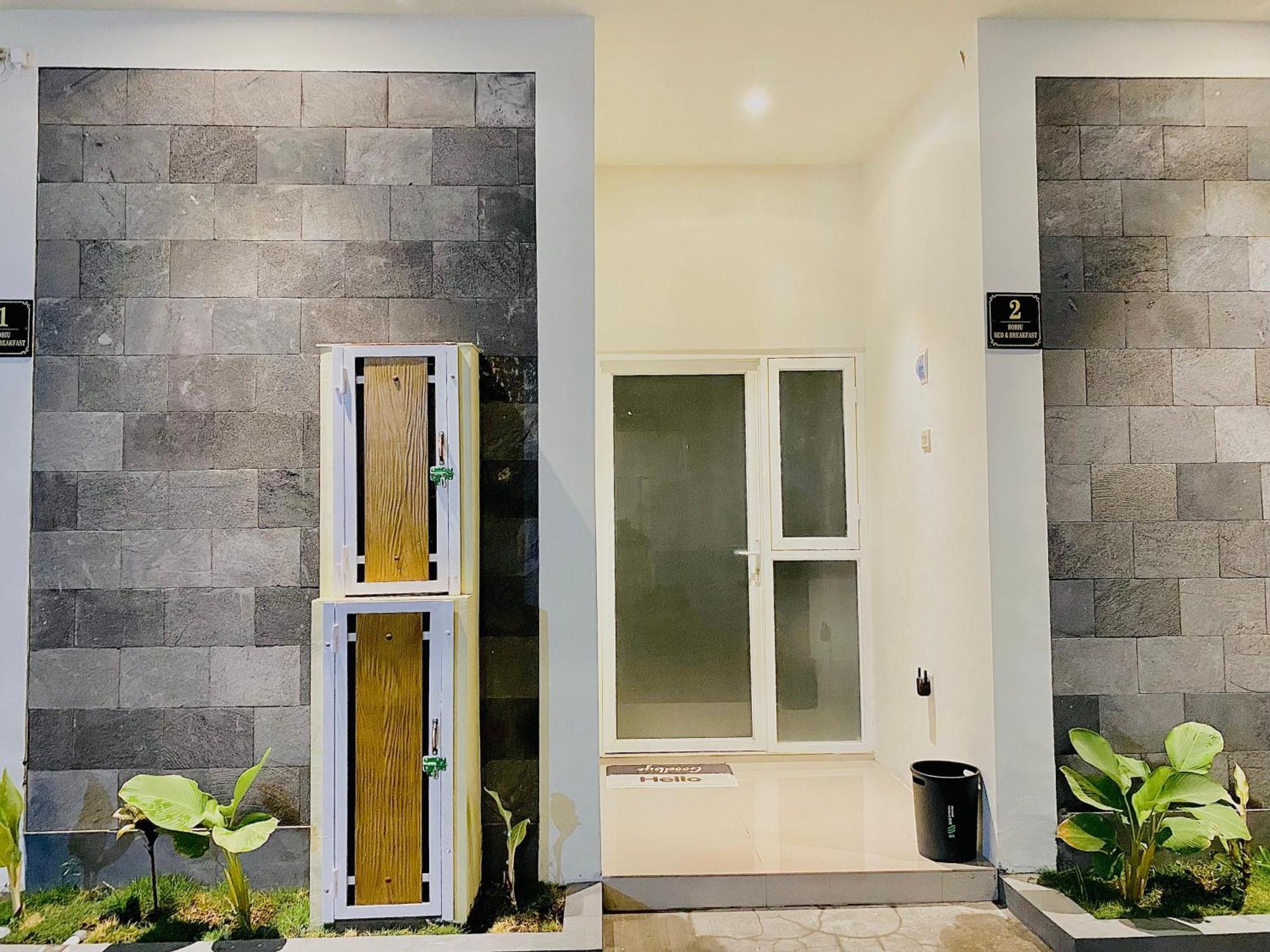 Robiu Bed & Breakfast Banyuwangi  Kültér fotó