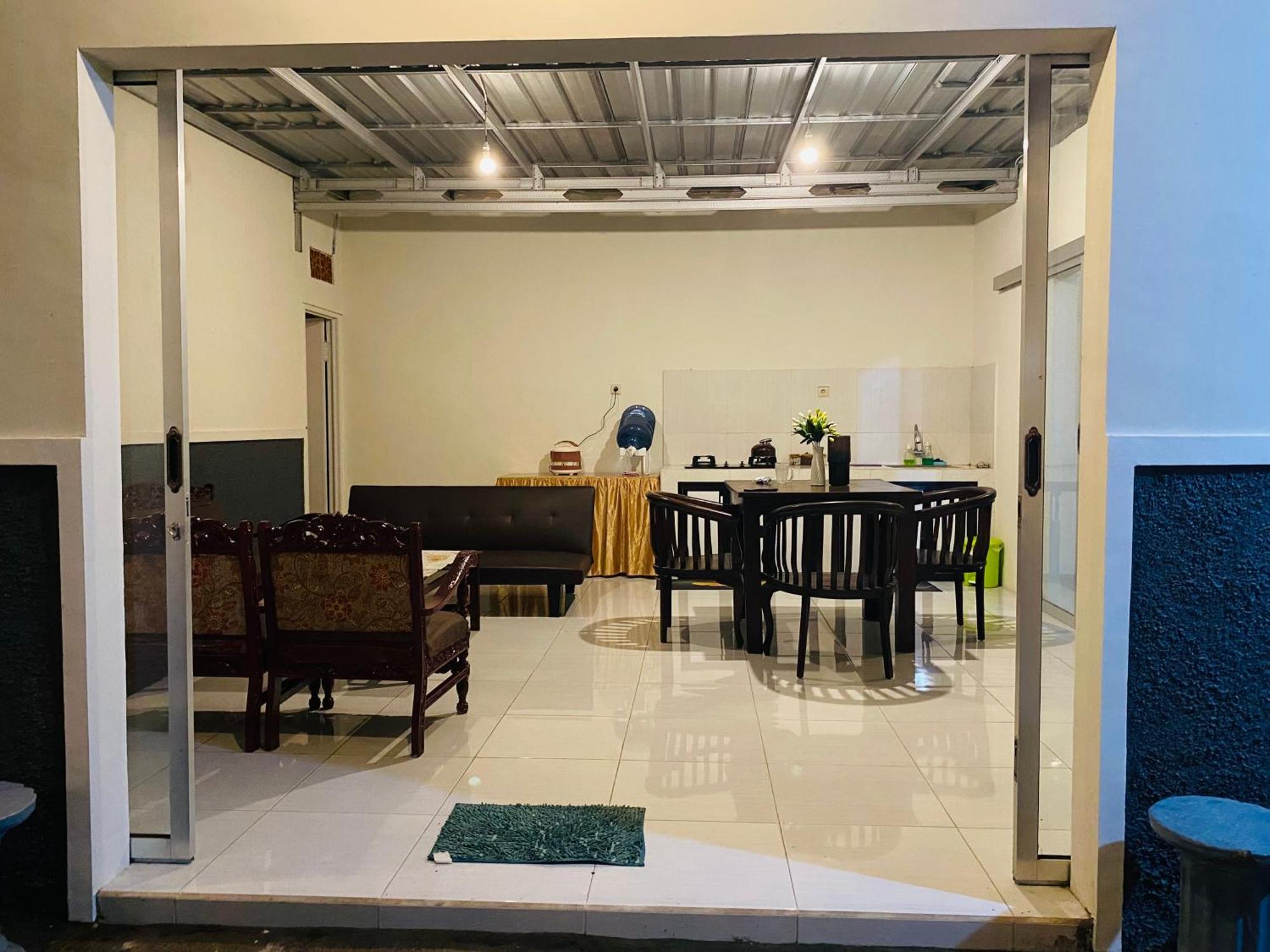 Robiu Bed & Breakfast Banyuwangi  Kültér fotó